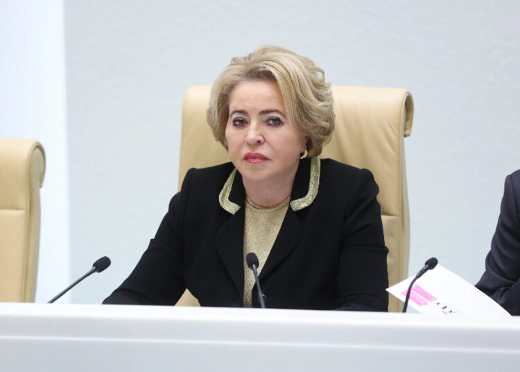 Матвиенко пообещала женщинам отстаивать права на аборты