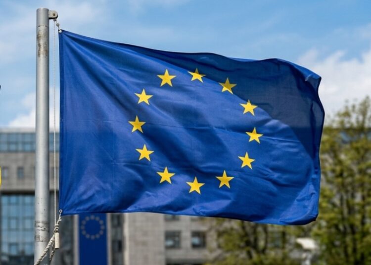 WSJ: в Евросоюзе допустили, что €90 млрд для Украины может не хватить