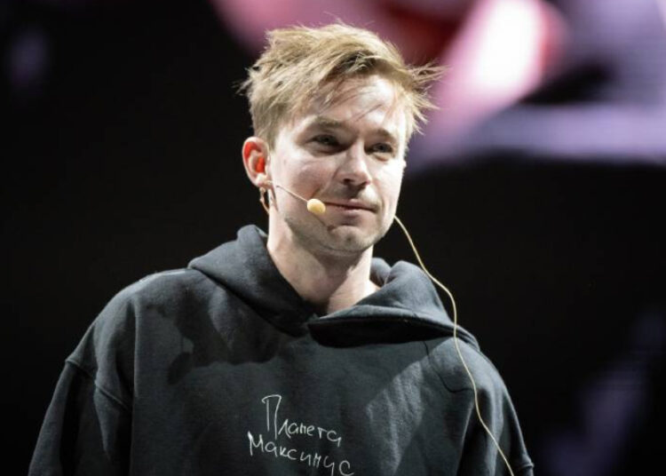 Александр Петров признался, что завидует успеху Юры Борисова