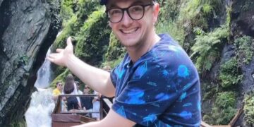 Убивший жену актер Владислав Бенграф не стеснялся проявлять эмоции к супруге. Фото