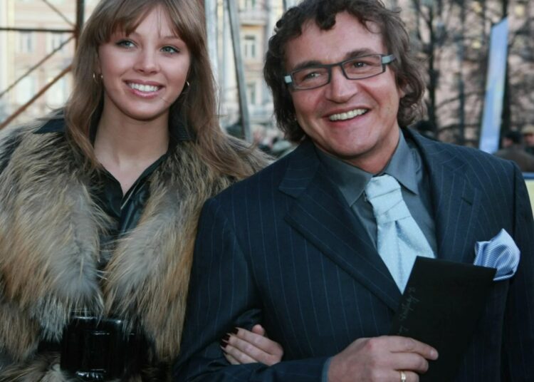 Полина Диброва вспомнила о том, как в припадке ревности надавала пощечин мужу