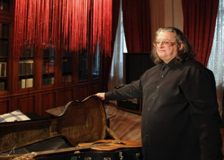 Родные Градского намерены добиваться эксгумации маэстро в рамках дела о наследстве