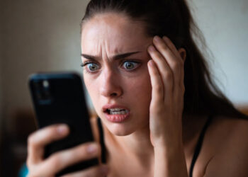 Сериал «Олененок» в реальной жизни»: участница шоу «Мужское /Женское» оказалась серийной сталкершей