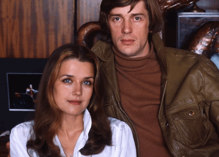 «Унижения при ребенке и глубокие раны»: Ксения Алферова впервые рассказала о разводе матери и Абдулова