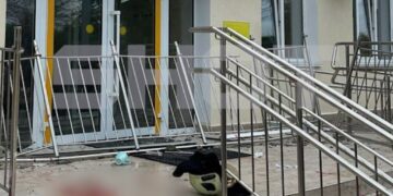 Сломанные руки и «скорая»: ЧП в школе Севастополя