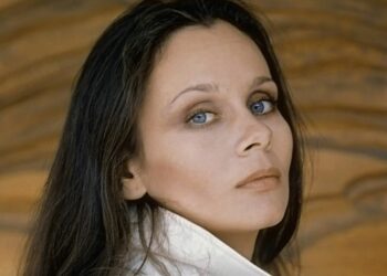 Стала известна правда об аде, в котором жил сын Любови Полищук с приходом в дом отчима