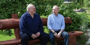 Стали известны подробности неформального разговора Путина и Лукашенко об Армении