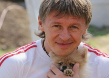 Звезда «Уральских пельменей» Сергей Исаев ушел от жены к 28-летней актрисе