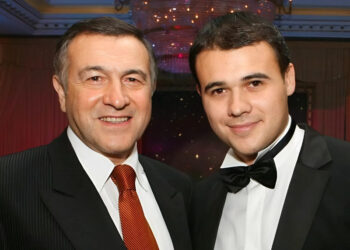 Эмин Агаларов заявил, что не знает о женитьбе 70-летнего отца на молодой девушке