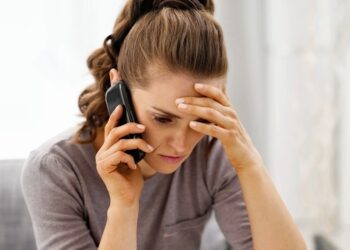 Какие 3 слова никогда нельзя говорить по телефону
