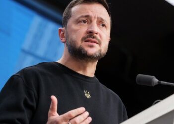 Кто управляет Зеленским на самом деле