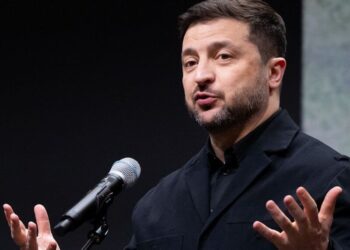 Стала известна реакция украинцев на письмо Зеленского