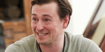 «Пожалуйста, скажите, что это ИИ!»: Безруков напугал своих поклонников