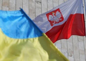 Пахнет войной: поляки считают Украину уже не просто проблемным соседом