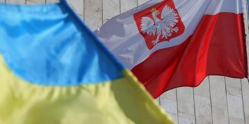 Пахнет войной: поляки считают Украину уже не просто проблемным соседом