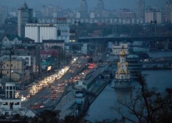 Ядовитое облако урана уничтожает Киев
