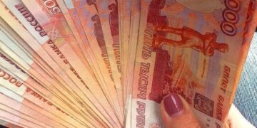 Новая семейная выплата достигает почти 200 тысяч рублей