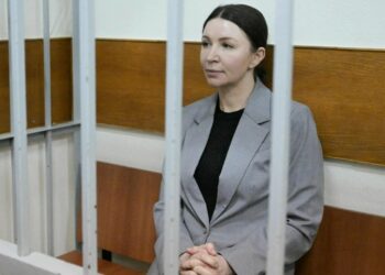 Тюремные гроши: стало известно, сколько Елена Блиновская зарабатывает в колонии