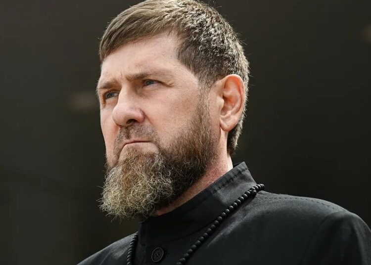 «Вдолбить все это в их мерзкие натовские глотки»: Кадыров жестко ответил Европе
