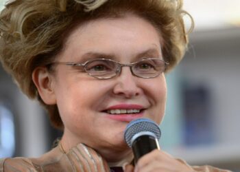 Елена Малышева имеет крупный долг перед налоговой США