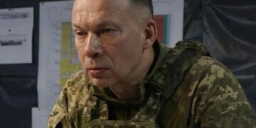 Навой главком ВСУ продолжает чистку приближенных к Сырскому