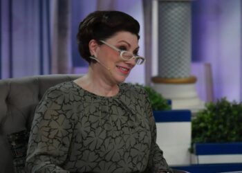 Найду молодого — сразу в психушку: Роза Сябитова раскрыла детали своего завещания