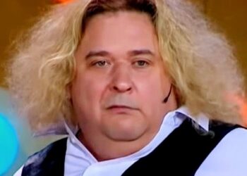«Ой, какой страшный, это разве он?»: звезду «Кривого зеркала» не смогли узнать после пластики