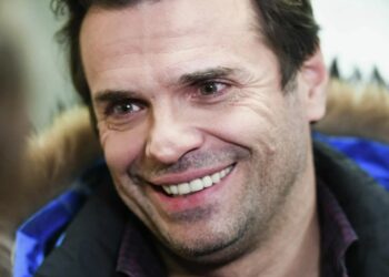 Актер Сергей Астахов рассказал о страшном случае, в результате которого его дочь чуть не осталась без матери