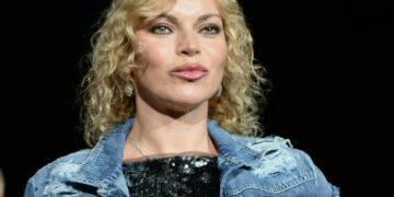 «Девочке-ночь» уже 60 лет: как сейчас живет звезда 90-х Лада Дэнс