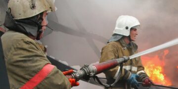 Пришли за подарком маме: в стерлитамакском ТЦ погибли три сестры