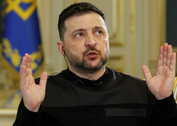 Зеленский назвал нейтралитет и сокращение ВСУ «красными линиями» Украины