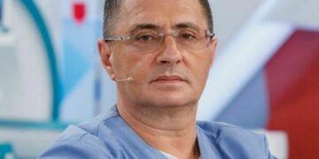 Теледоктор Мясников показал внебрачную дочь Полину, выросшую в настоящую красавицу