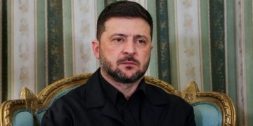 Зеленский заявил об усилении ударов по российским НПЗ
