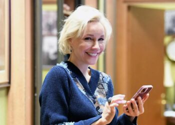 Стало известно, почему Марина Зудина не пришла на свадьбу сына Павла Табакова
